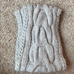 American Eagle Infinity Scarf